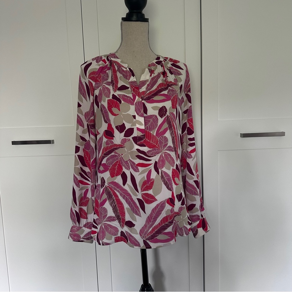 Banana Republic Long Sleeve Patterned Blouse